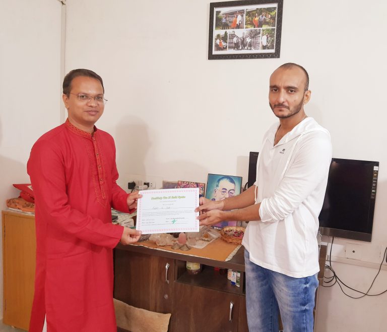 Certificate presentation between two practitioners