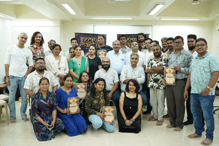 Group photo of practitioners and attendees at the Secret Mantra Sammelan conference